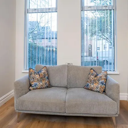 Modern 2 Bdr Apartment At Queens By Belfast City Breaks Exterior photo